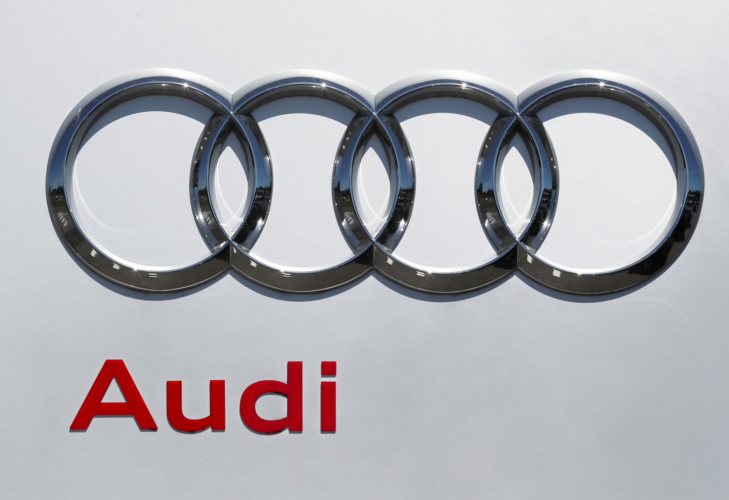 AUDI 奥迪